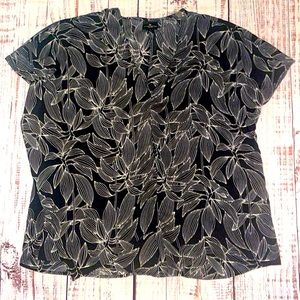 Worthington Leaf Pattern Blouse